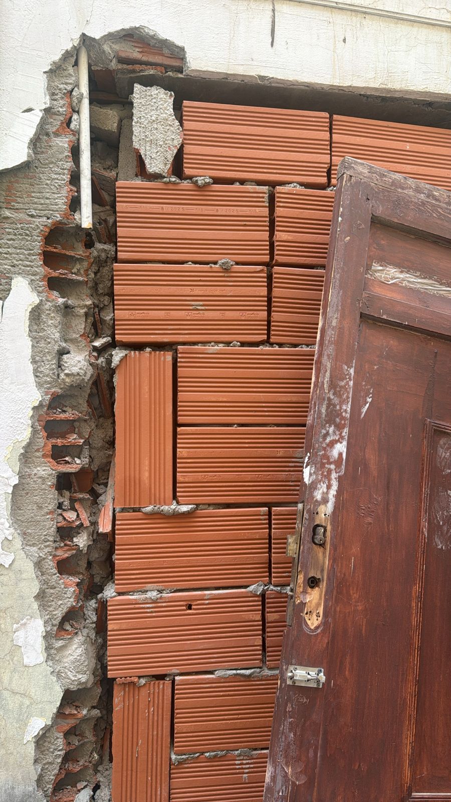 ترميم جدران